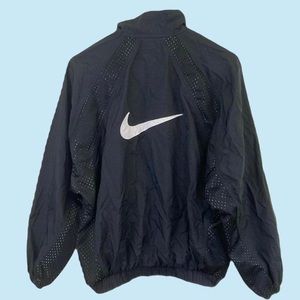 Dope 90s Vintage Womens Nike cropped windbreaker zip up jacket with big logo